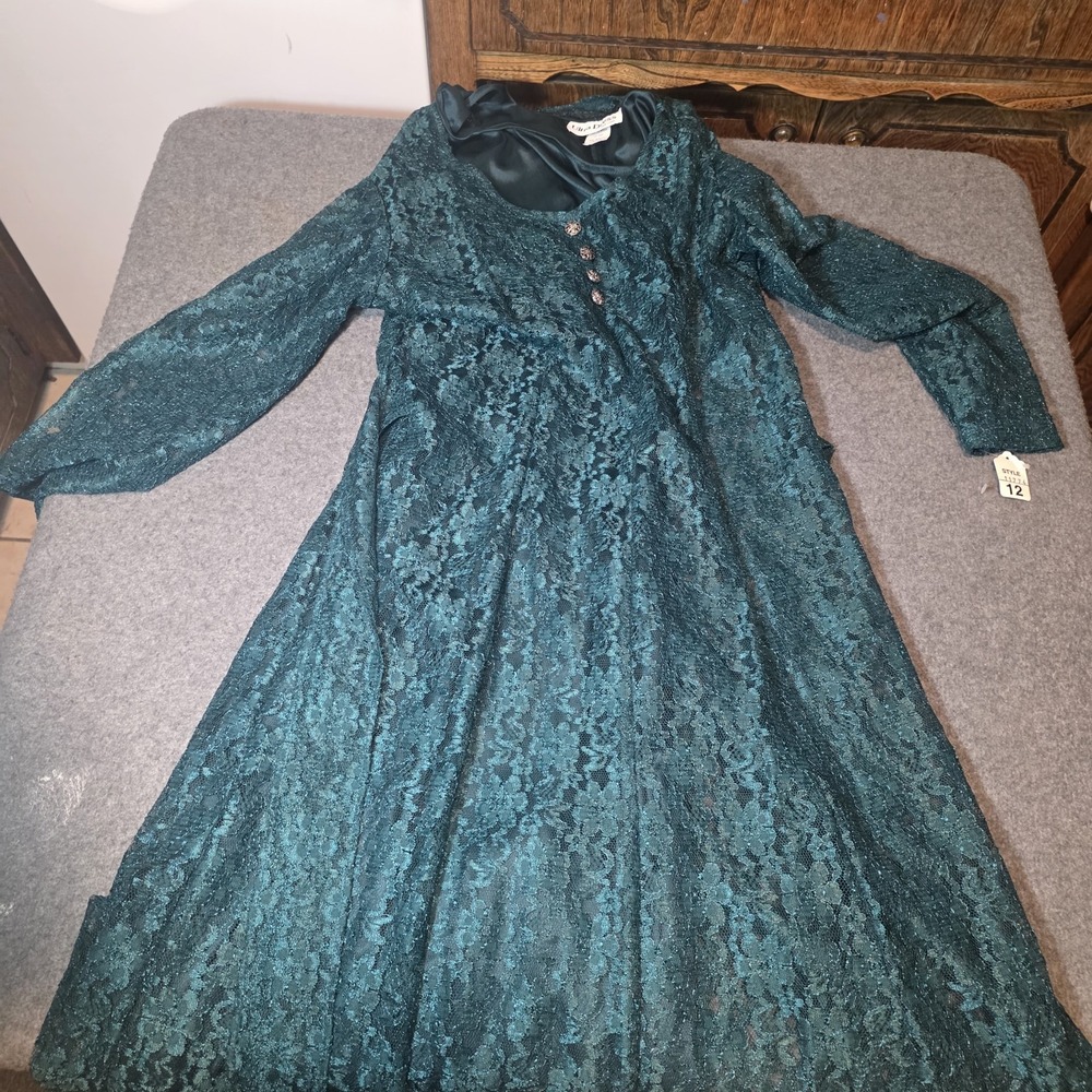 vintage Ultra Dress New York lace dress Size 12 I2